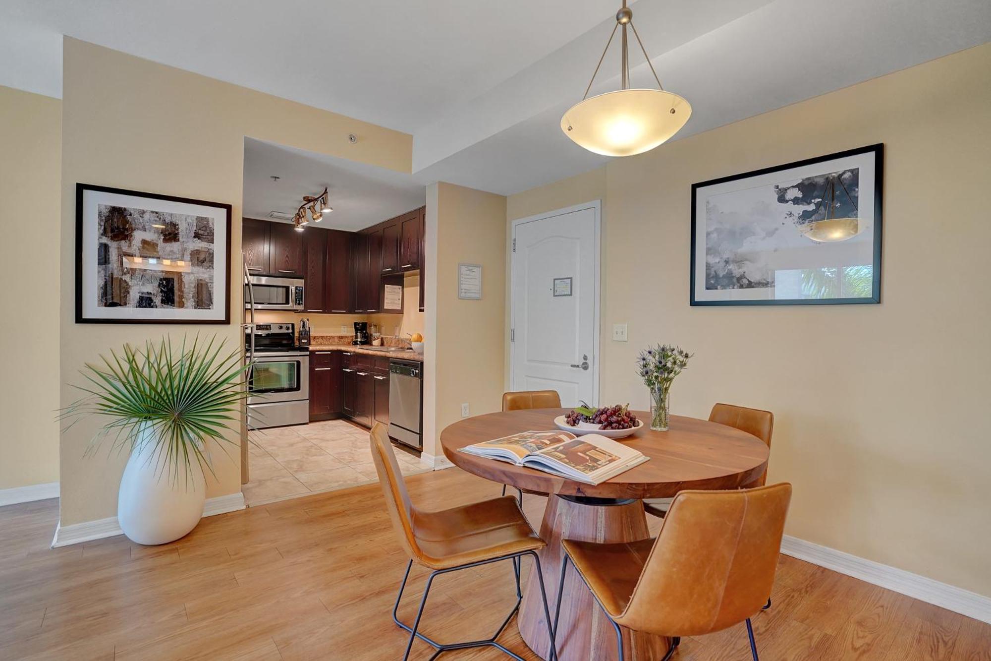 Apartamento Dharma South At Red Road Commons *
